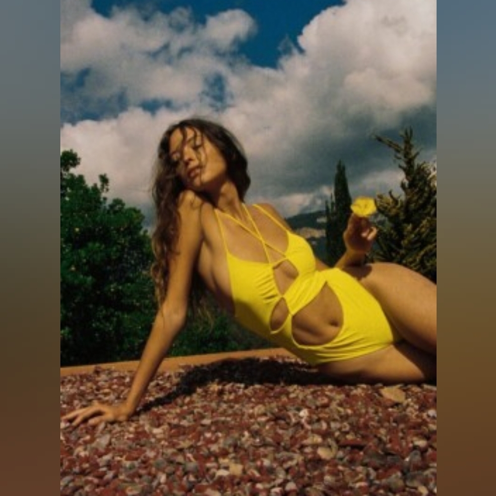 ZARA NWOT Yellow Asymmetrical Cut Out Strappy High Cut Swimsuit - Size M